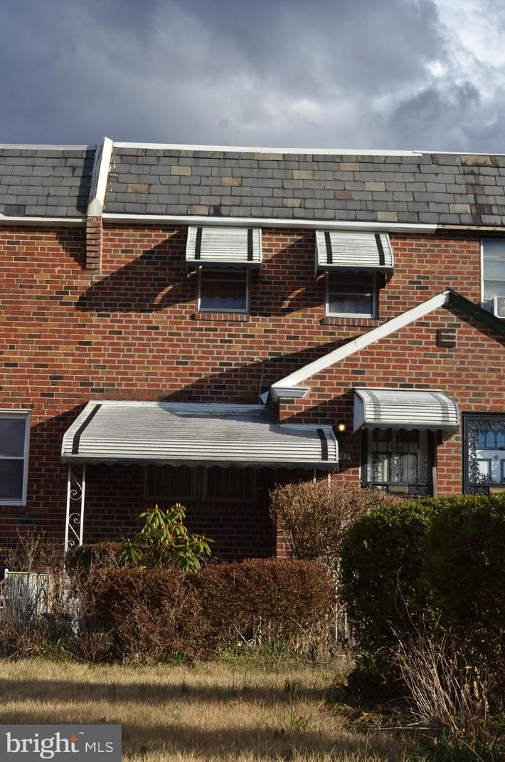1242 Mount Airy Ave, Philadelphia, PA 19150-2806
