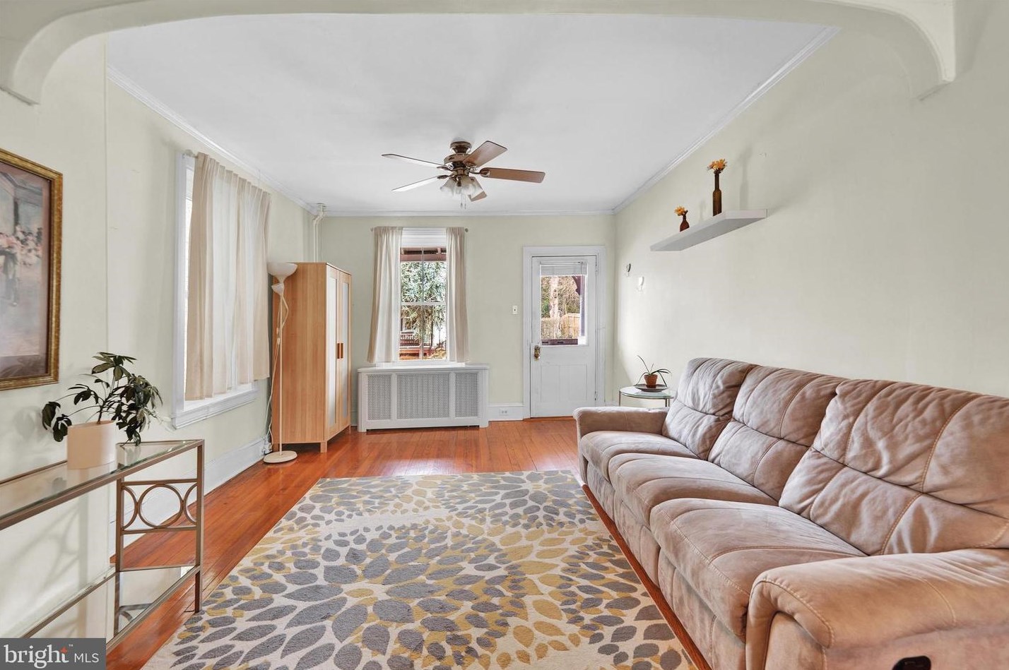8514 Shawnee St, Philadelphia, PA 19118-3804
