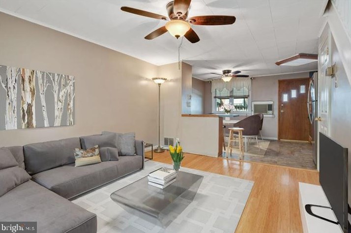 3616 Livingston St, Philadelphia, PA 19134