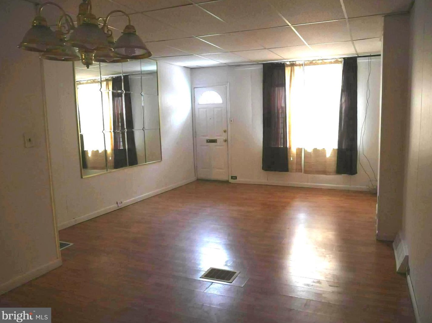 3847 Mount Vernon St, Philadelphia PA  19104-1832 exterior