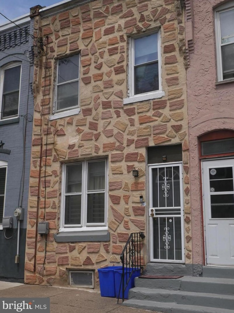 3847 Mount Vernon St, Philadelphia PA  19104-1832 exterior