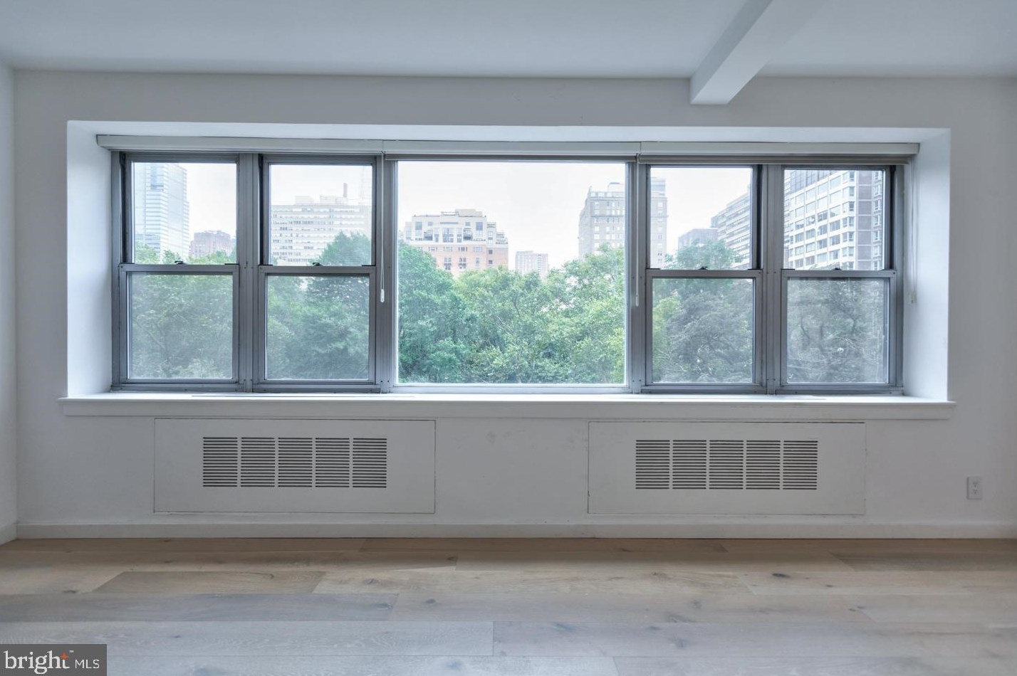 220 W Rittenhouse Sq Apt 5c, Philadelphia, PA