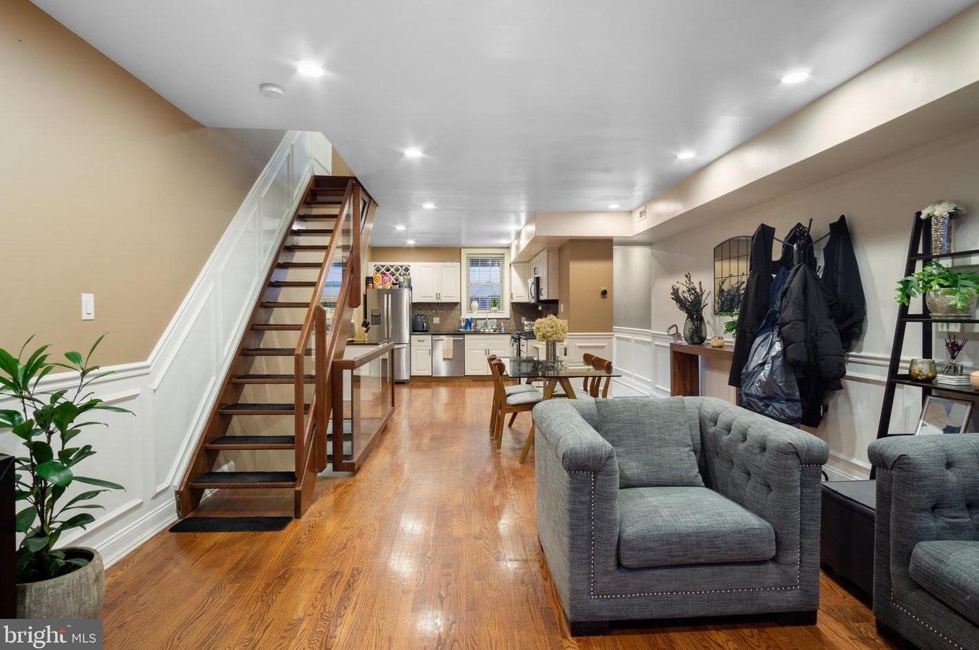 1113 7th St, Philadelphia PA  19147-4806 exterior