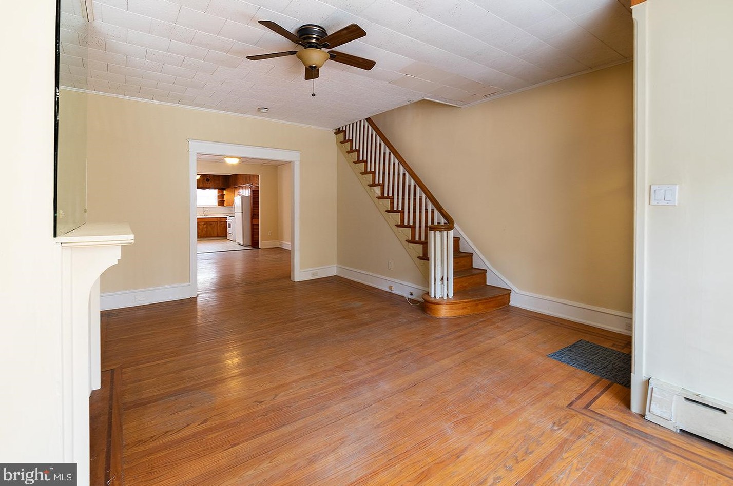 2408 S 13th St, Philadelphia, PA 19133