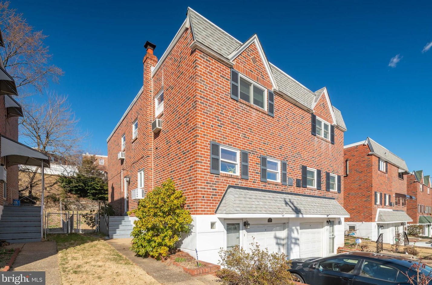 7267 Valley Ave, Philadelphia, PA 19128-3224