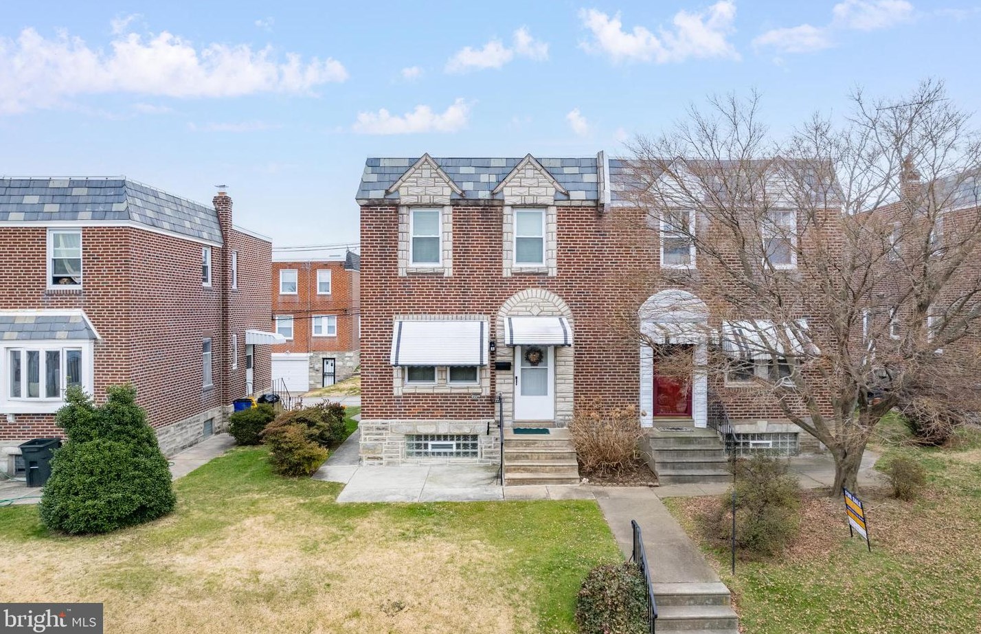 7339 Shisler St, Philadelphia, PA 19111-3823