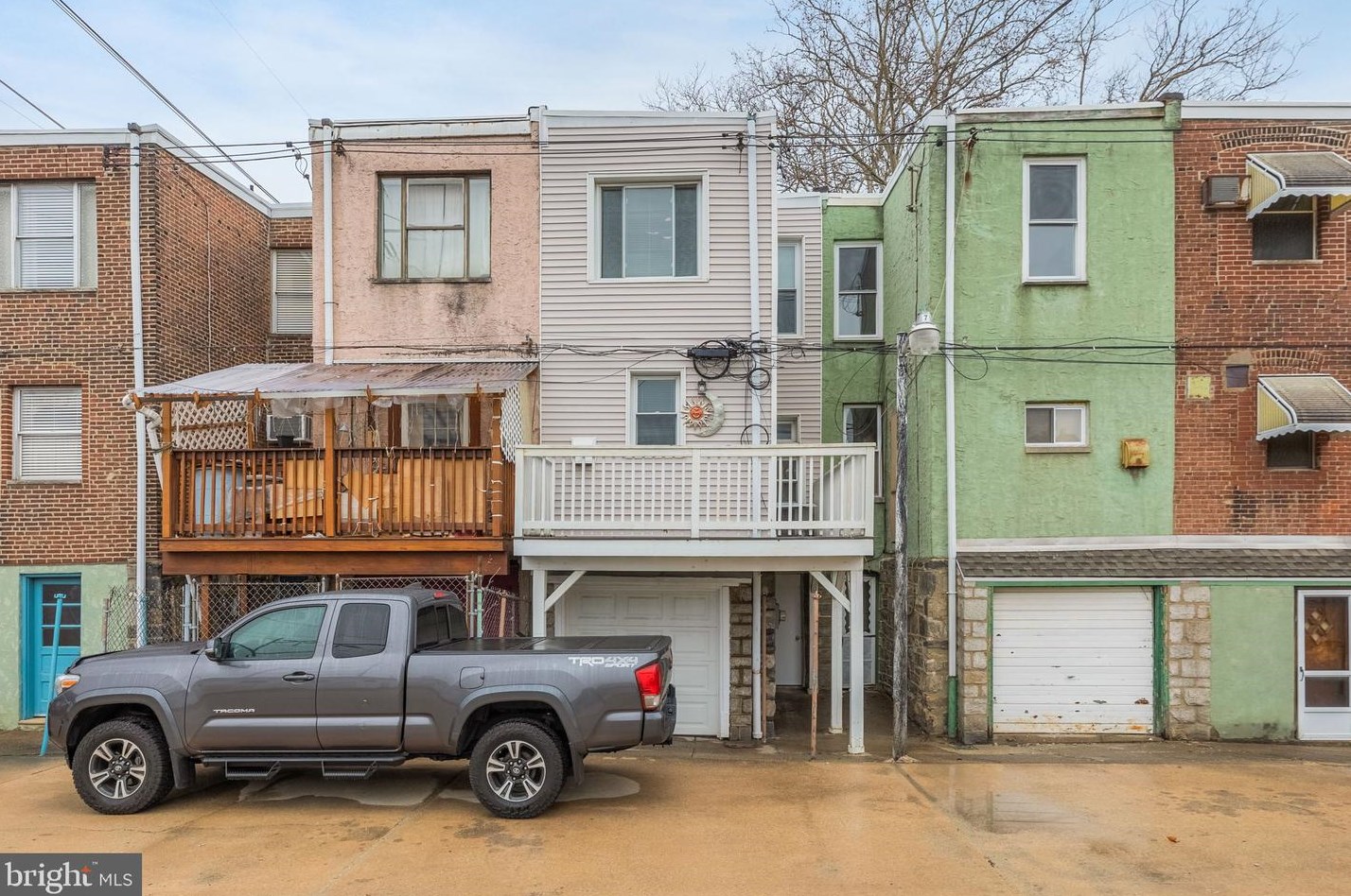 2438 Ritner St, Philadelphia PA  19145-4116 exterior