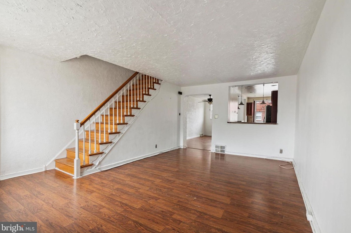 8538 Provident Rd, Philadelphia, PA 19150-1606