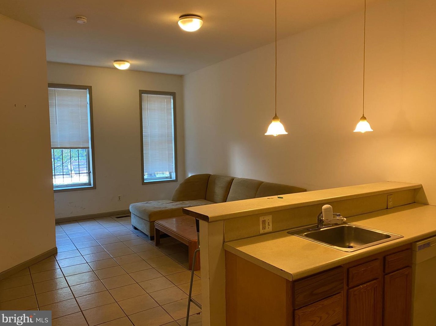 1712 W Diamond St #1, Philadelphia, PA 19121