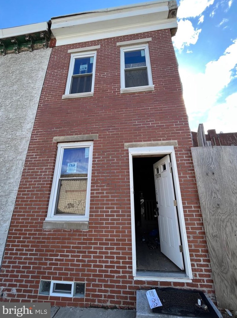 3075 Helen St, Philadelphia, PA 19134-3111