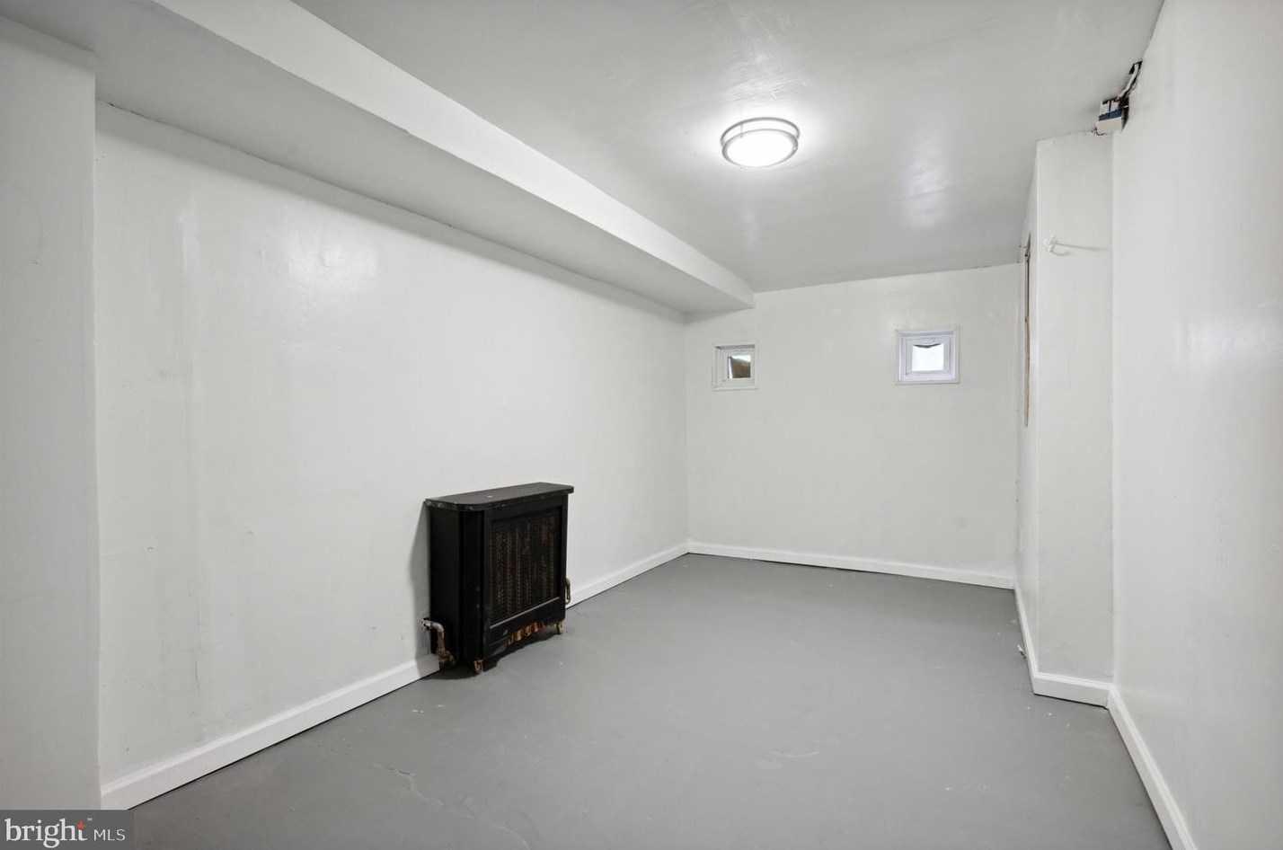 5656 Elmwood Ave, Philadelphia PA  19143-6125 exterior