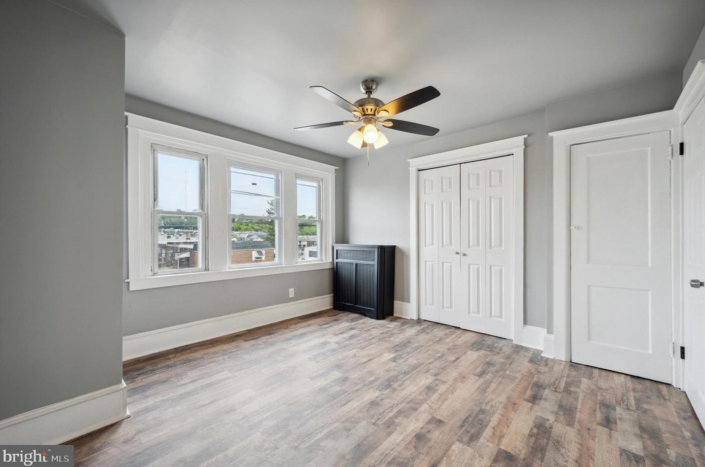 5656 Elmwood Ave, Philadelphia PA  19143-6125 exterior