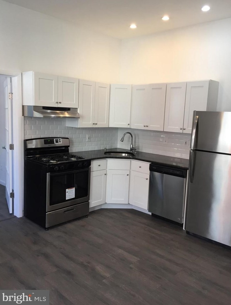 1516 Reed #1 Floor, Philadelphia, PA 19146
