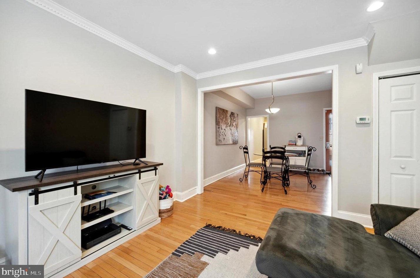 717 Moyer St, Philadelphia, PA 19125-3420