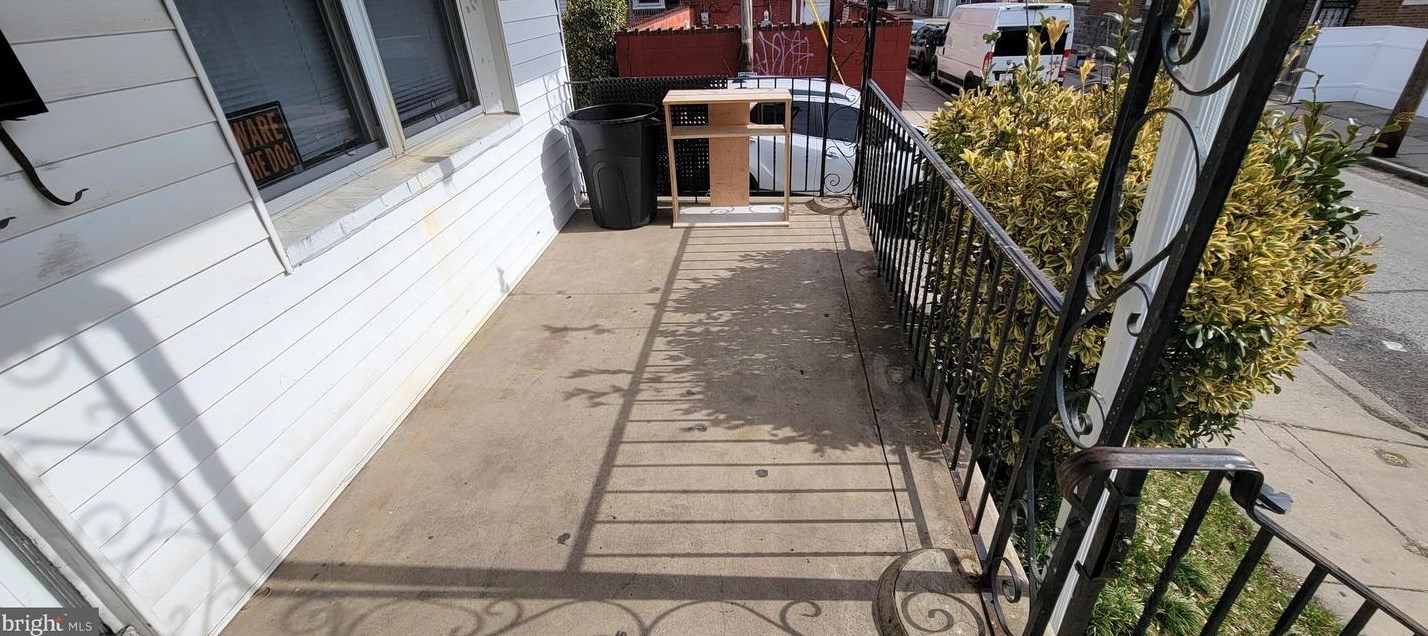 6164 Algard St, Philadelphia, PA 19135-3510