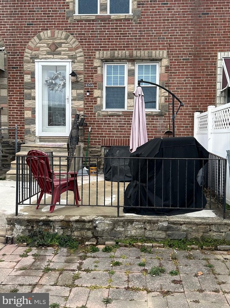 6344 Algard St, Philadelphia, PA 19135-3106
