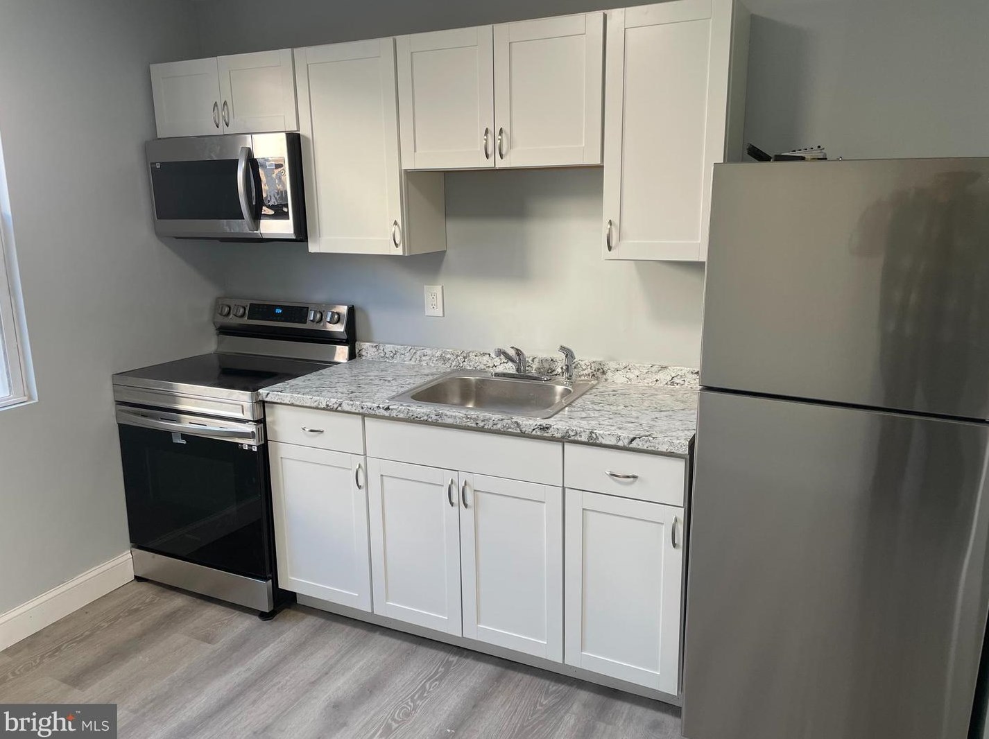 19 E Hortter St, Philadelphia, PA 19119