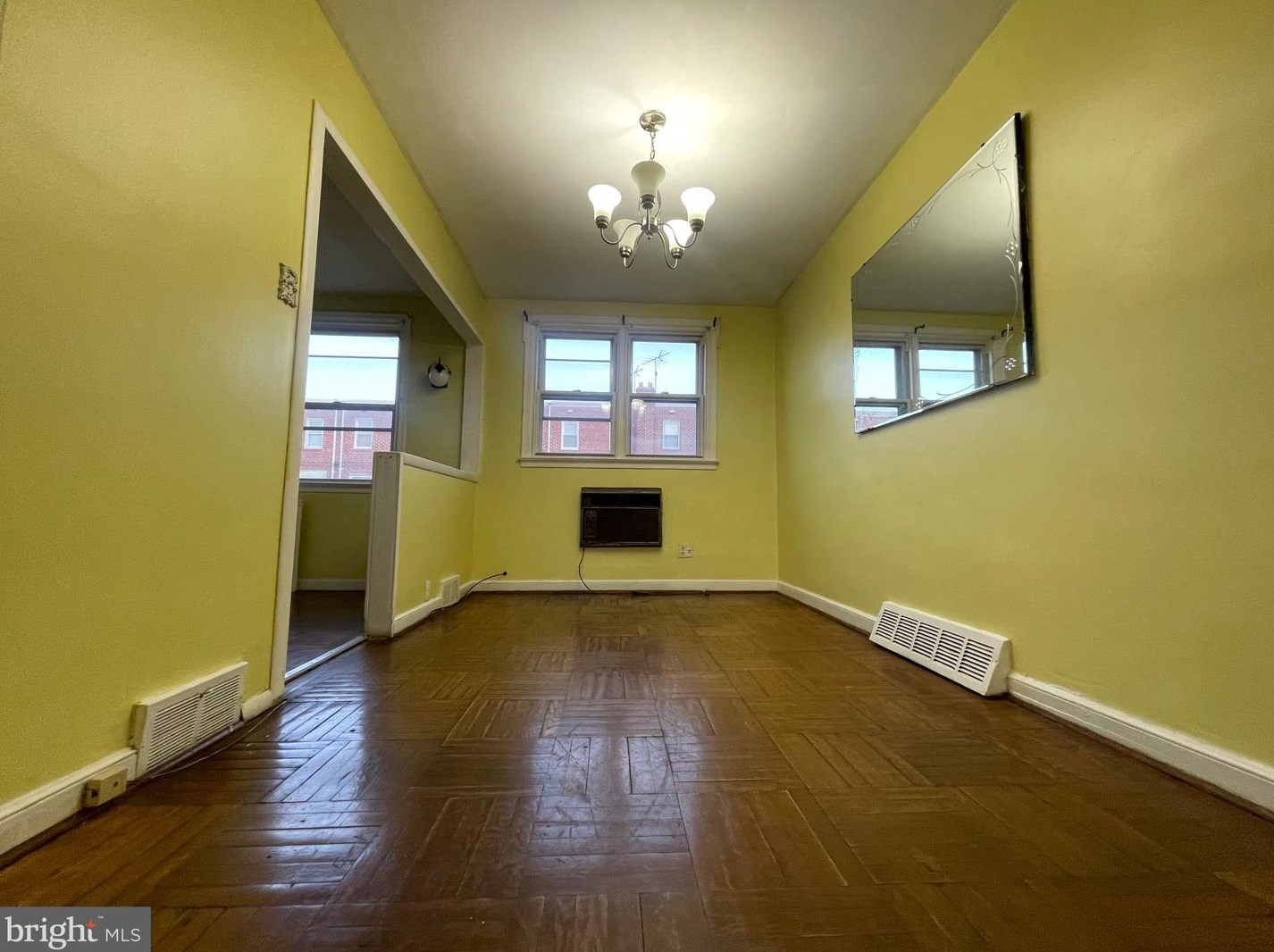 6235 Crafton St, Philadelphia, PA 19149-3510