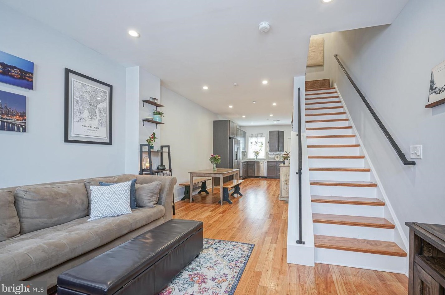 1822 Titan St, Philadelphia, PA 19146-2927