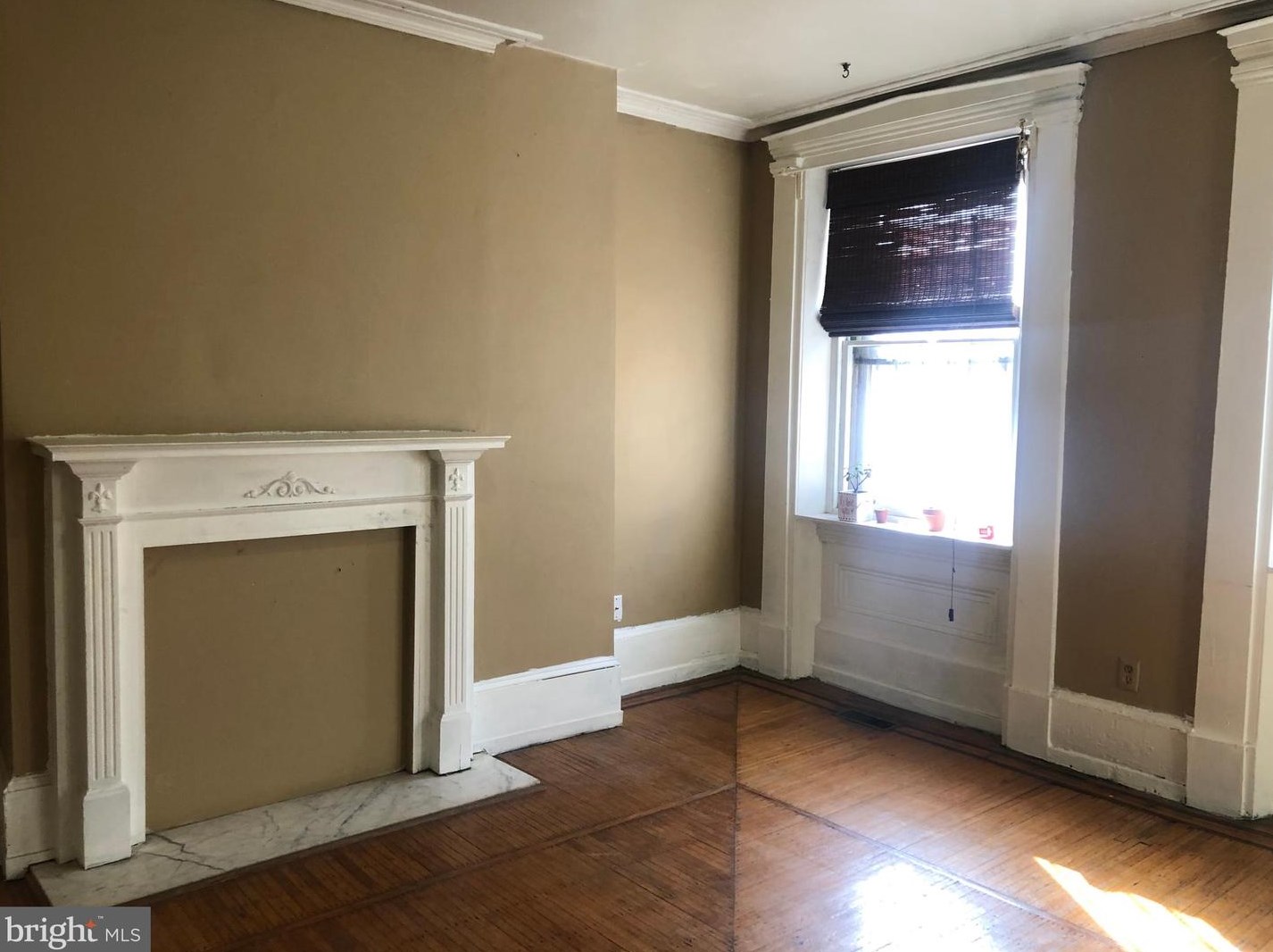 333 S 12th Street S #1f, Philadelphia, PA 19107