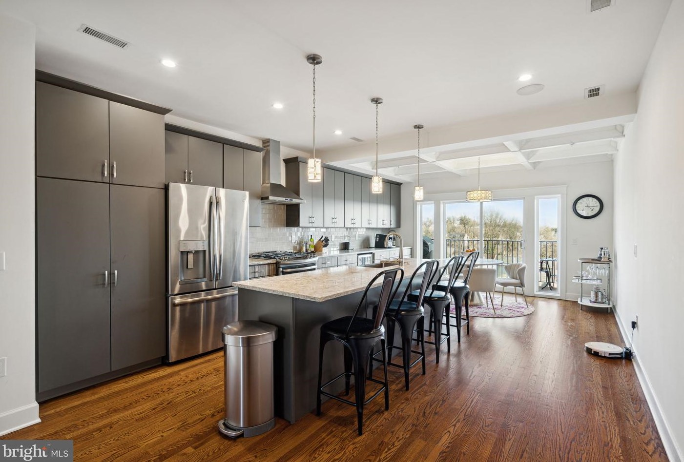 325 Wright St, Philadelphia, PA 19128
