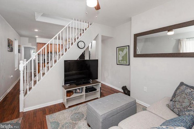 436 Lemonte St, Philadelphia, PA 19128