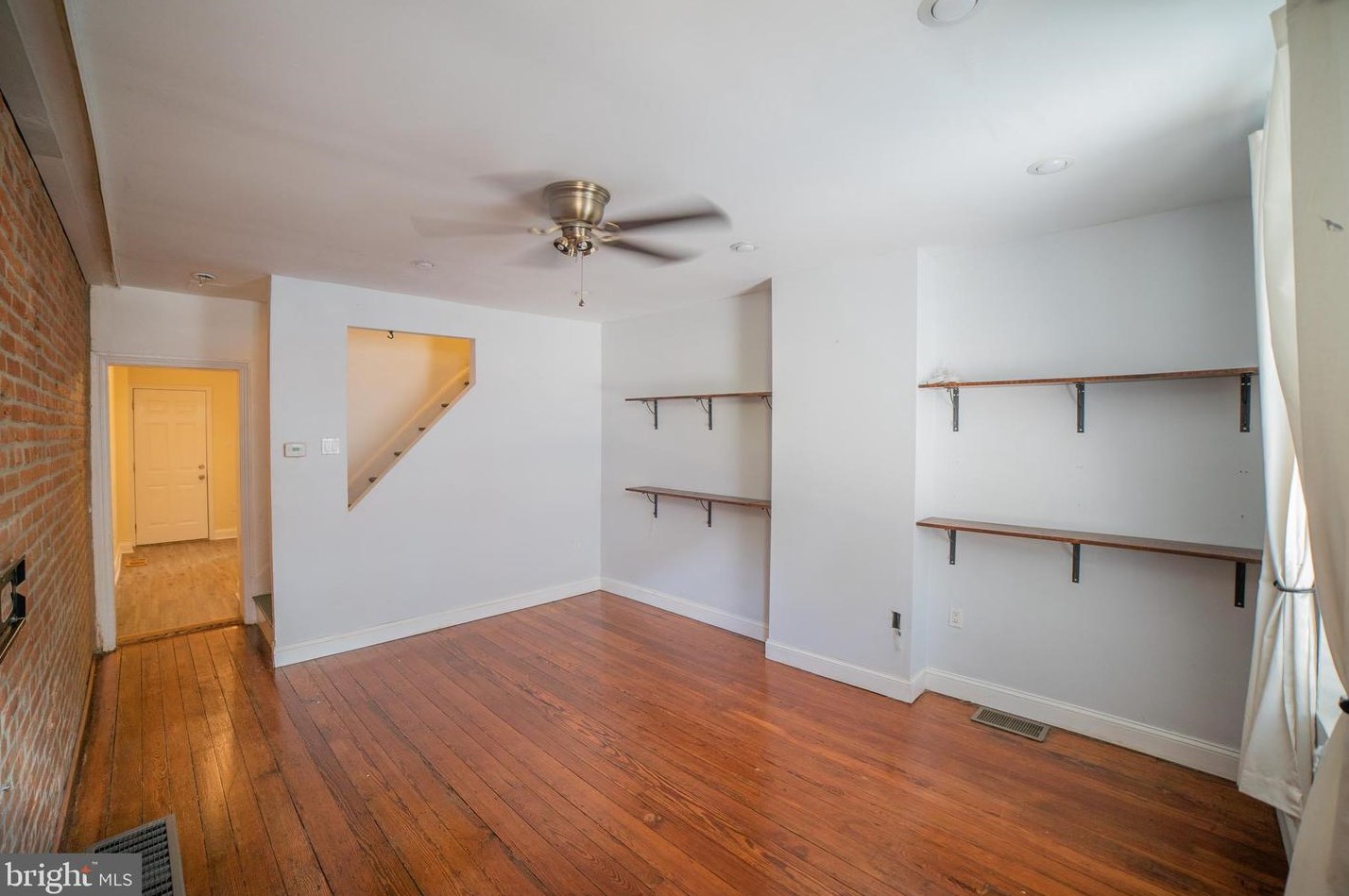 923 Randolph St, Philadelphia PA  19123-1407 exterior