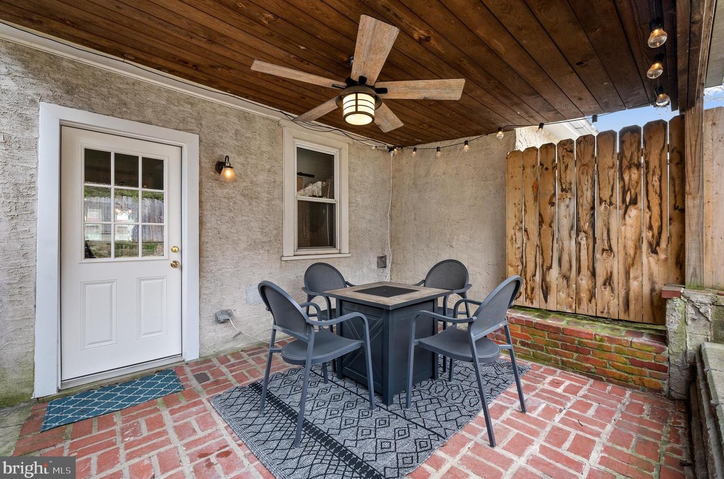 155 Kalos St, Philadelphia PA  19128-3831 exterior