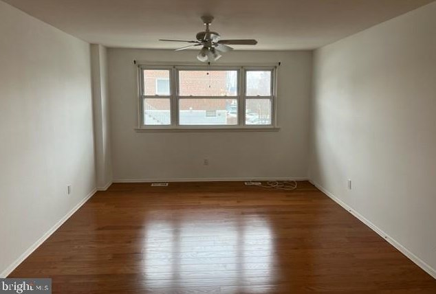 8921 Alton St #1st Fl, Philadelphia, PA 19115