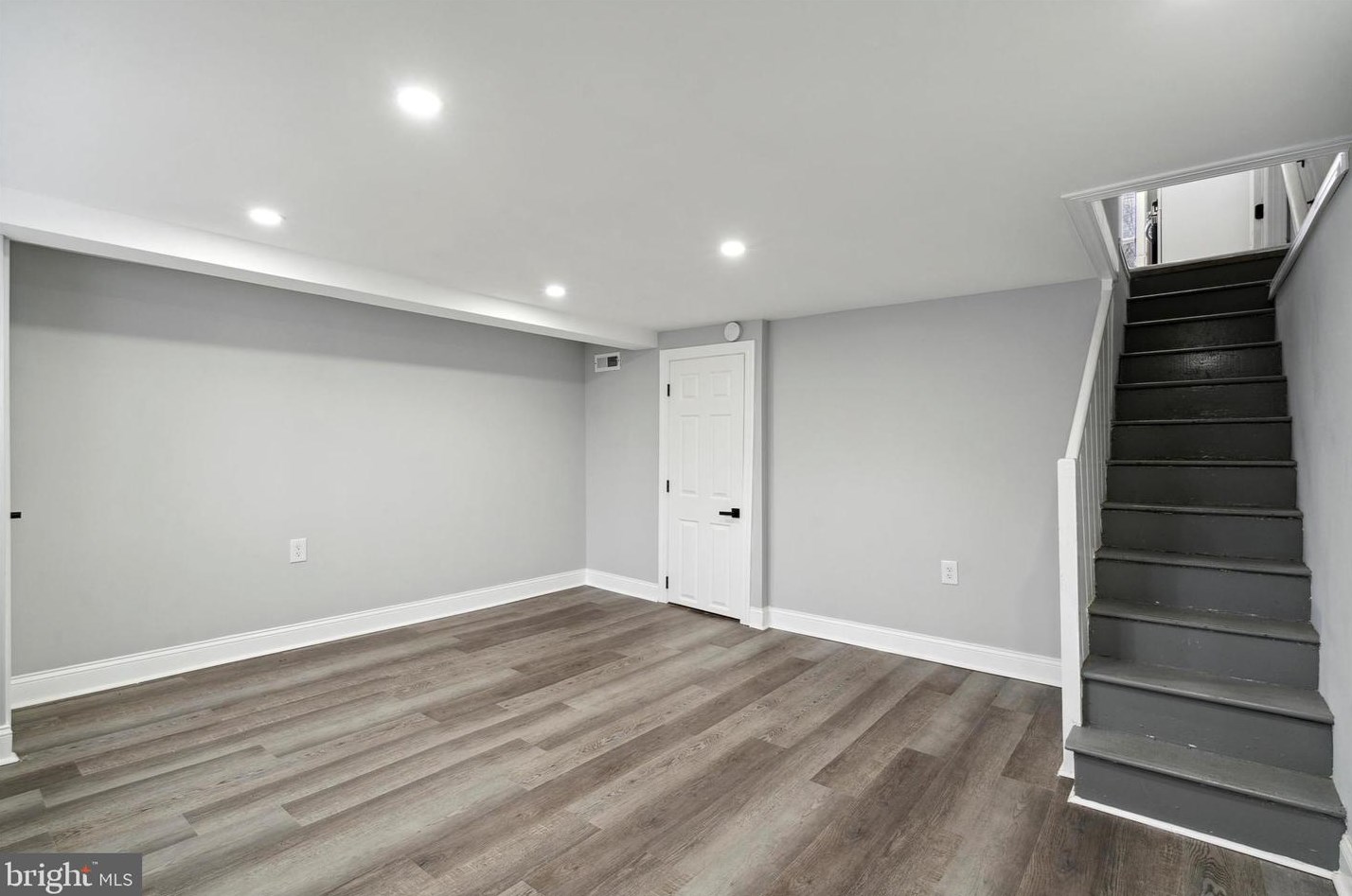 4935 Pennway St, Philadelphia PA  19124-3505 exterior