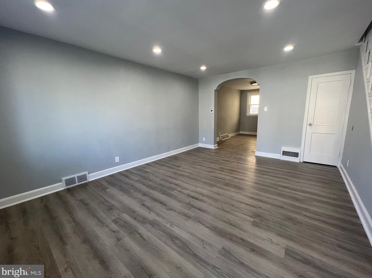 4612 Lansing St, Philadelphia, PA 19136-3203