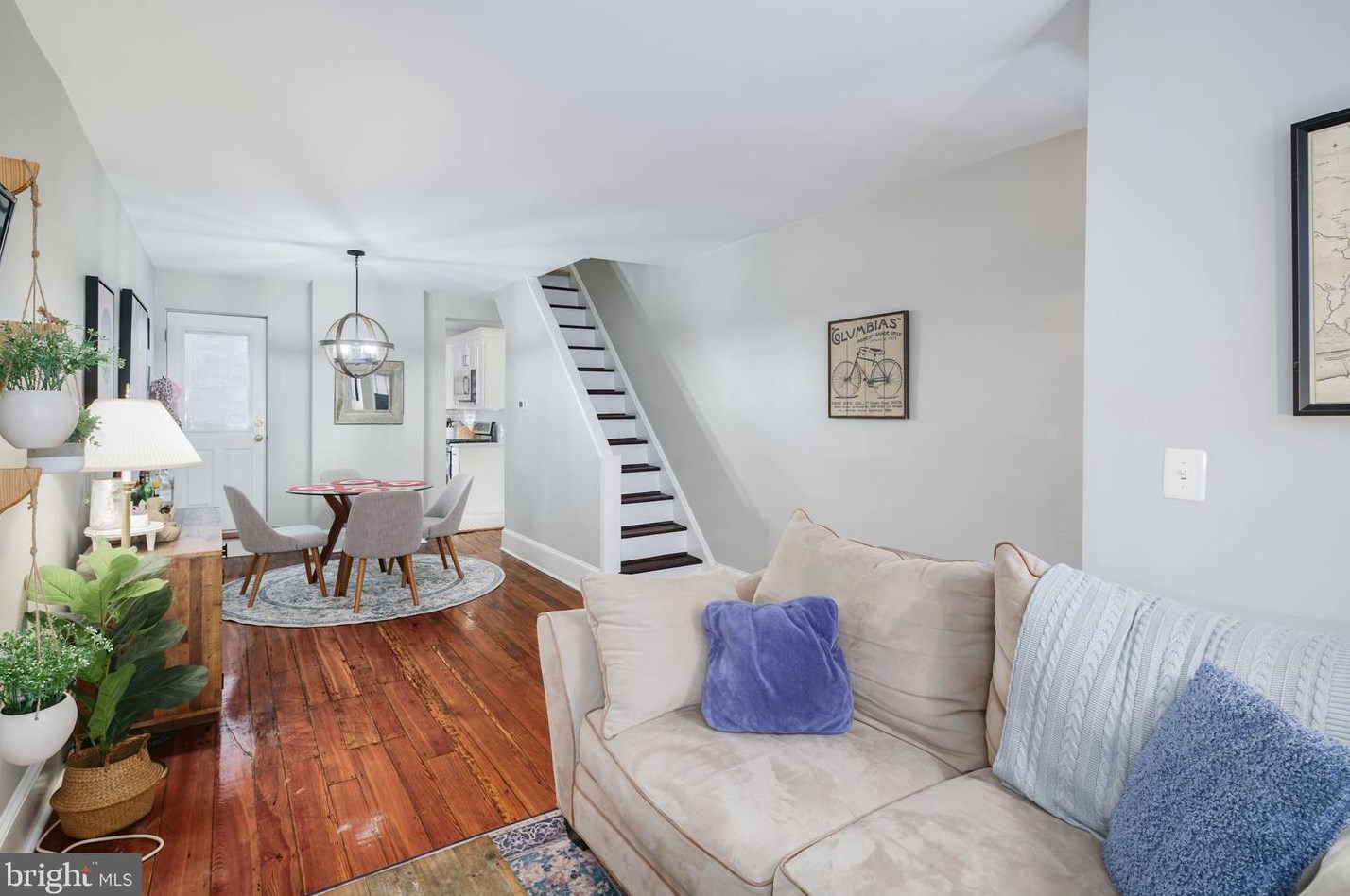 2411 Perot St, Philadelphia, PA 19130-2527