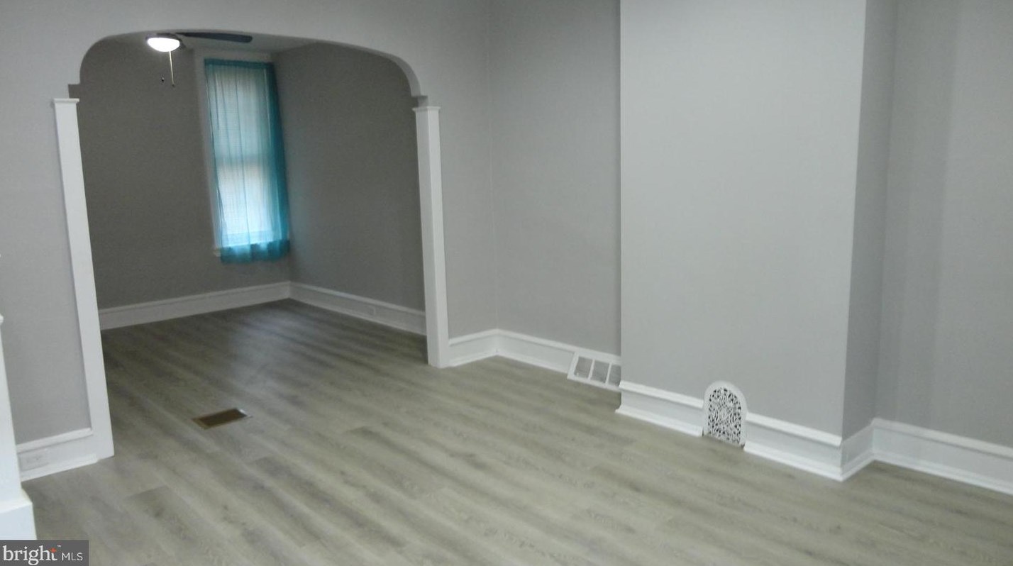 1821 Alden St, Philadelphia, PA 19143-5503