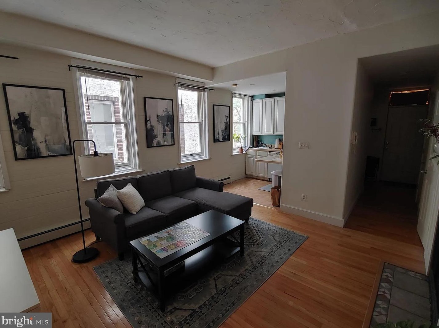 734 S 4th St #2f, Philadelphia, PA 19147