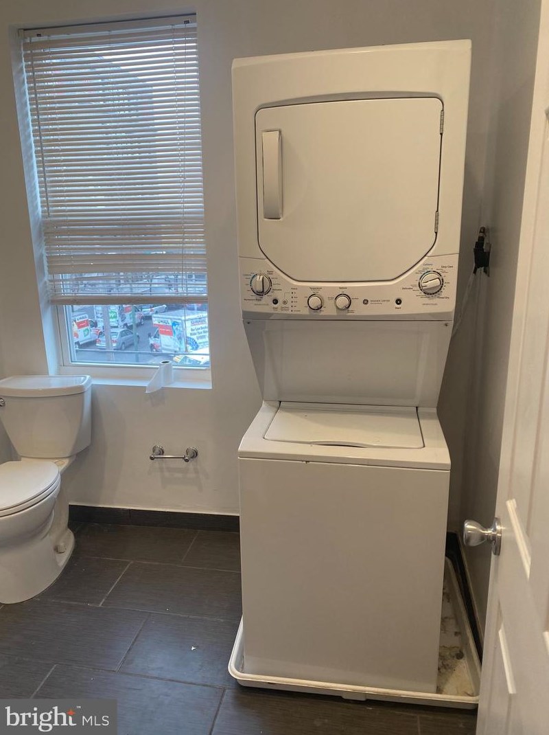 1016 S 12th St #3, Philadelphia, PA 19147