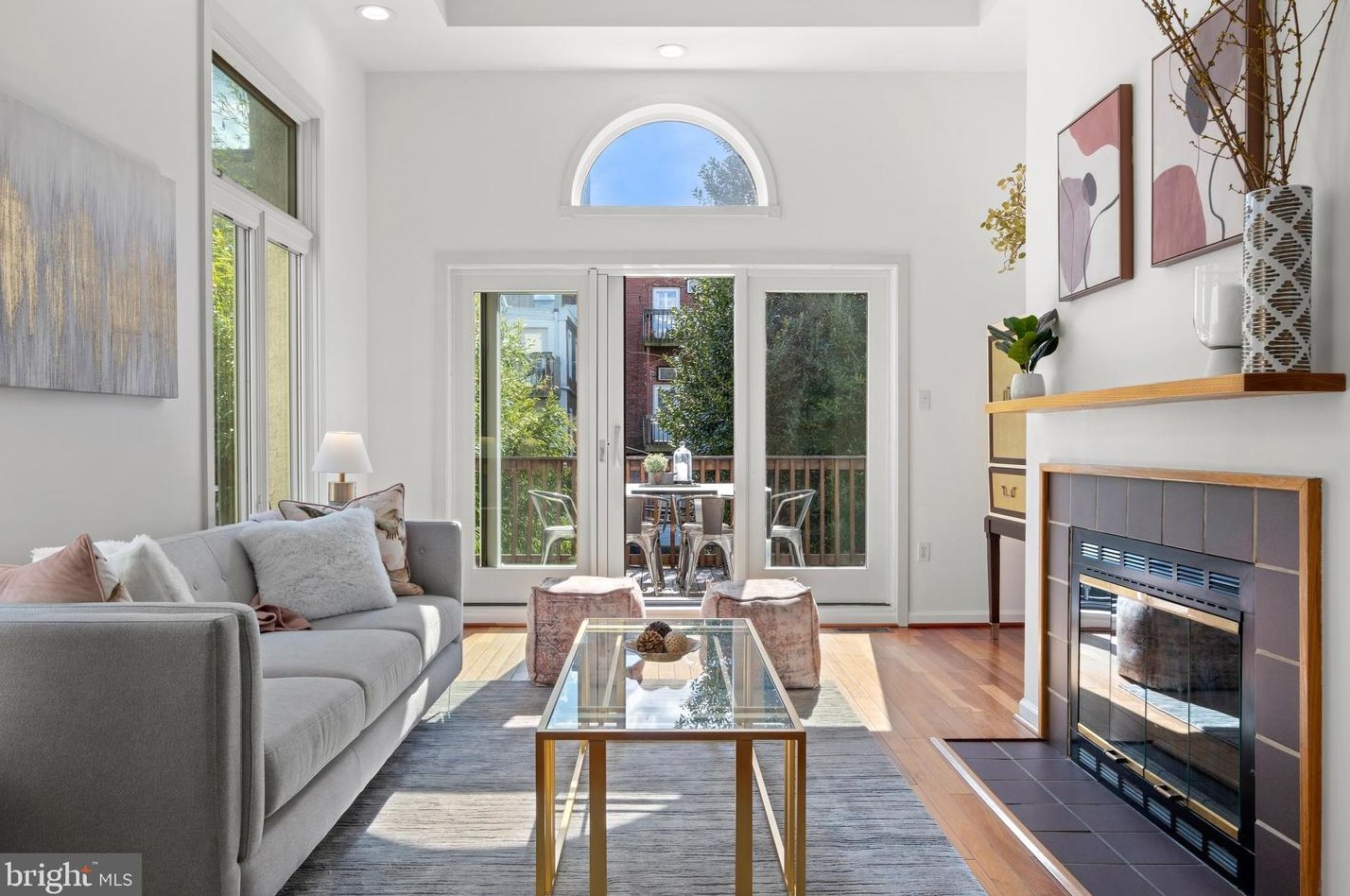 1912 Mount Vernon St, Philadelphia PA  19130-3214 exterior