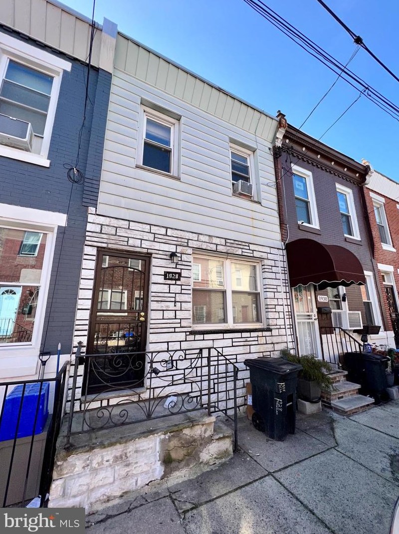 1928 Mcclellan St, Philadelphia, PA 19145
