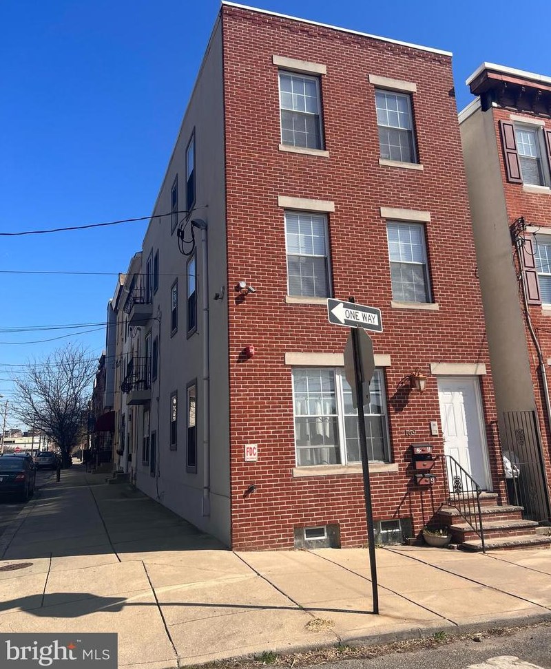 169 W Jefferson St #2, Philadelphia, PA 19122