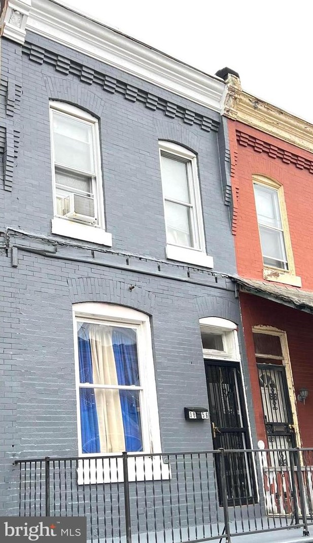 3856 Wyalusing Ave, Philadelphia PA  19104-1124 exterior