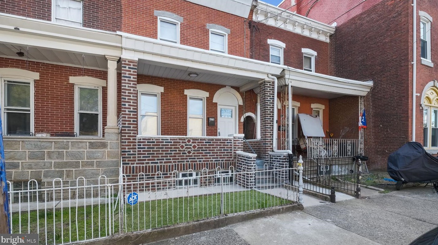 4275 Penn St, Philadelphia PA  19124-3938 exterior