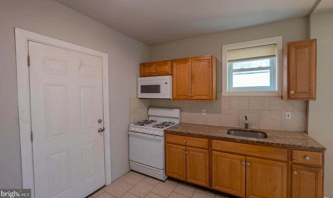 5340 Glenmore Ave, Philadelphia PA  19143-5819 exterior