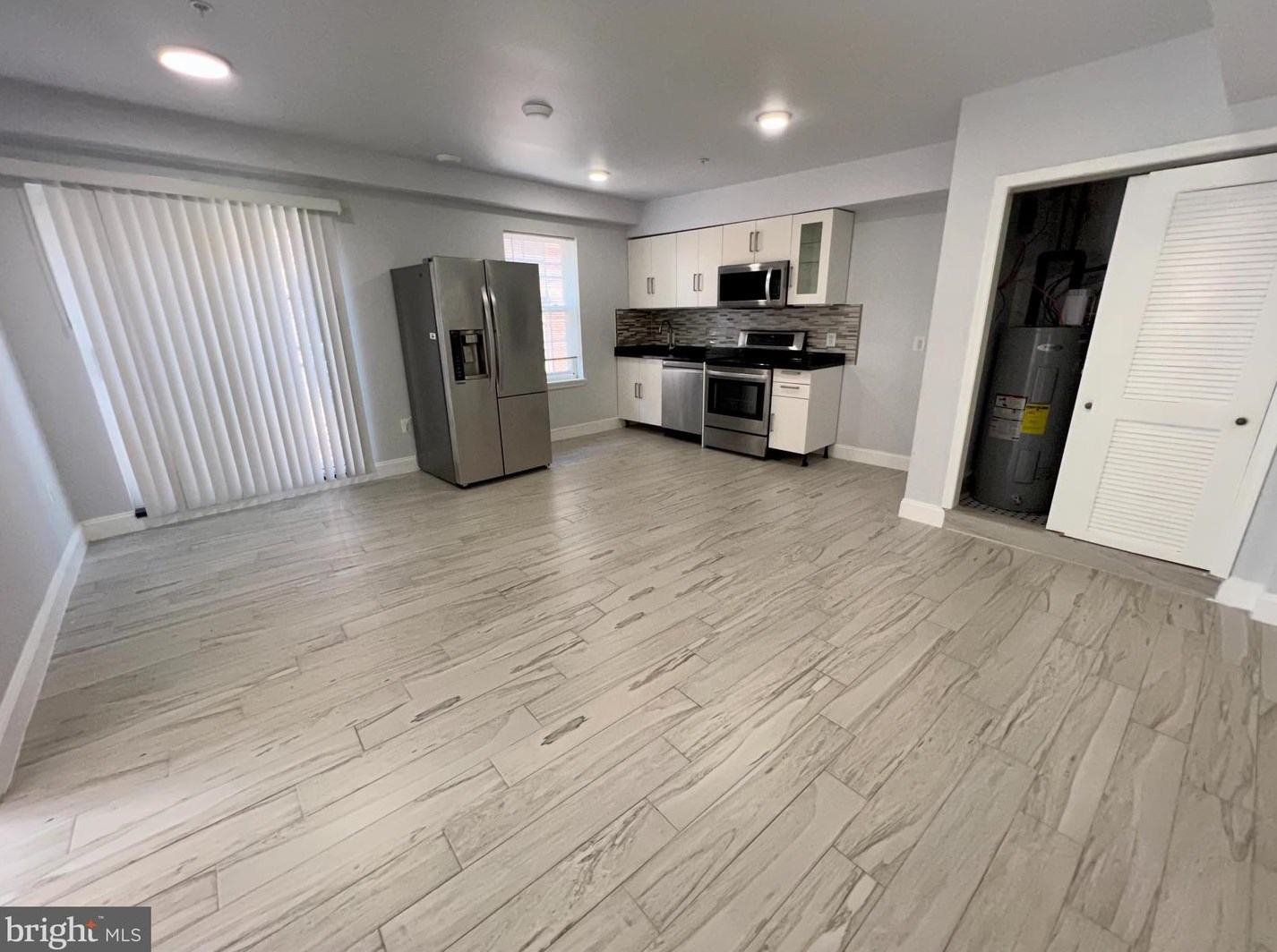1216 Wallace St #2b, Philadelphia, PA 19123
