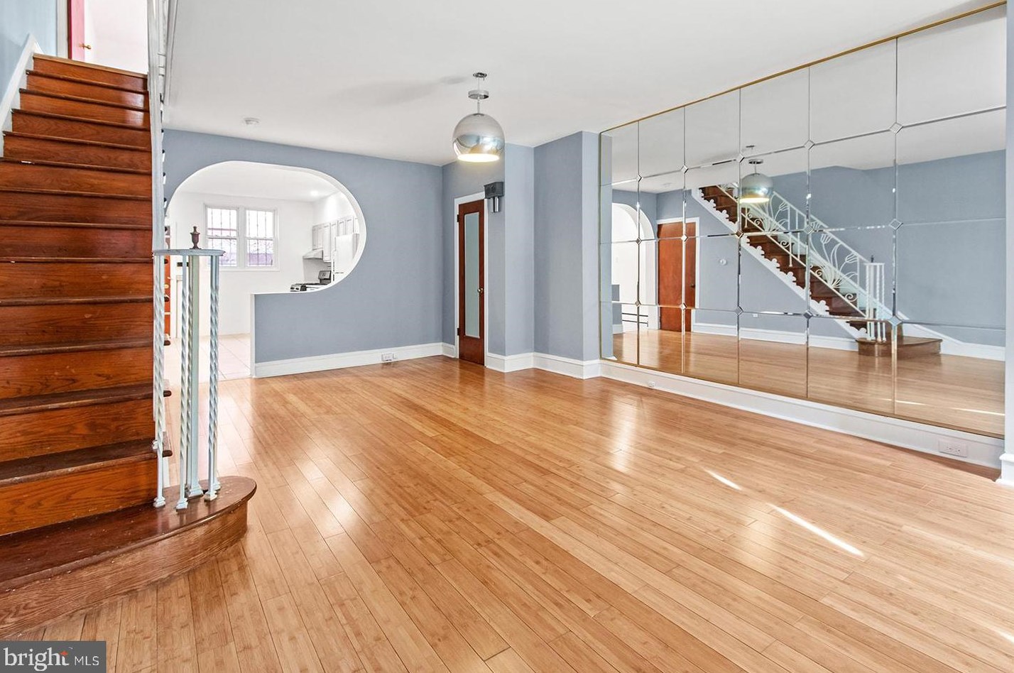 1716 S 10th St, Philadelphia, PA 19122