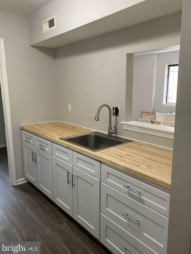 336 S 6th St #b, Philadelphia, PA 19106