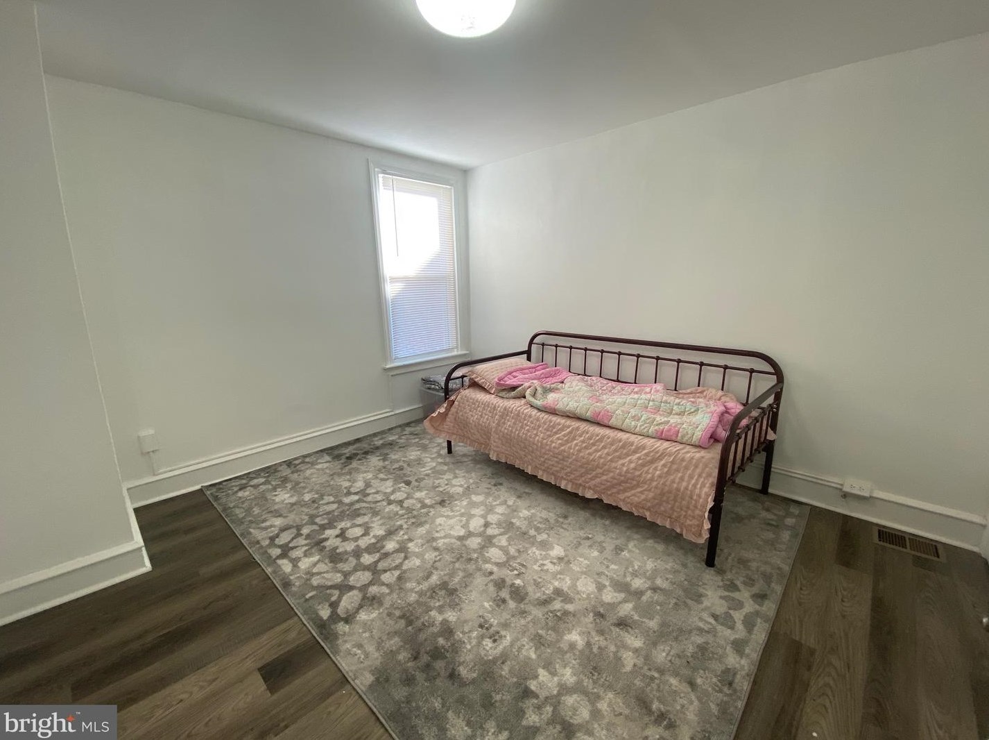 7105 Forrest Ave, Philadelphia PA  19138-2020 exterior