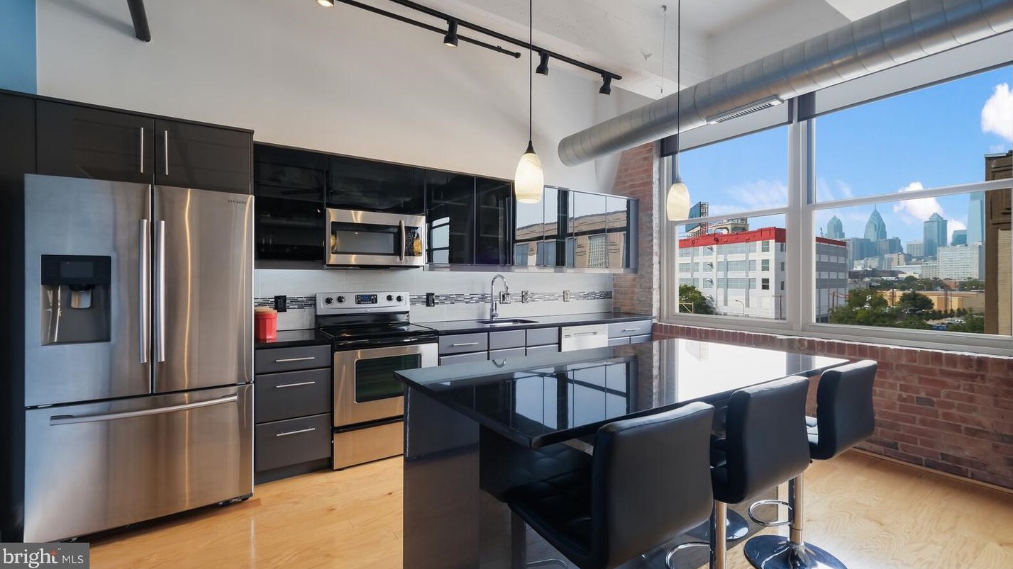 444 N 4th St #404, Philadelphia, PA 19123