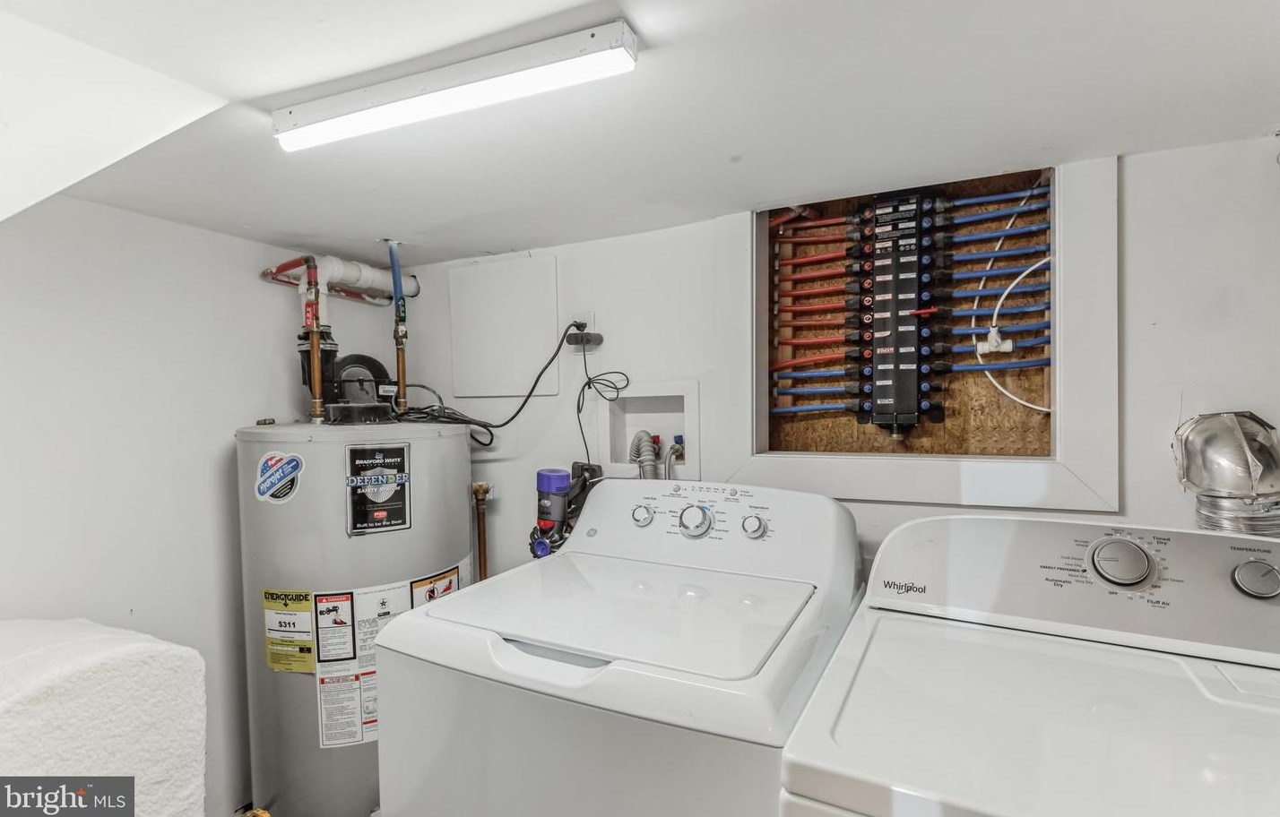 1226 Sheridan St, Philadelphia PA  19147-4820 exterior