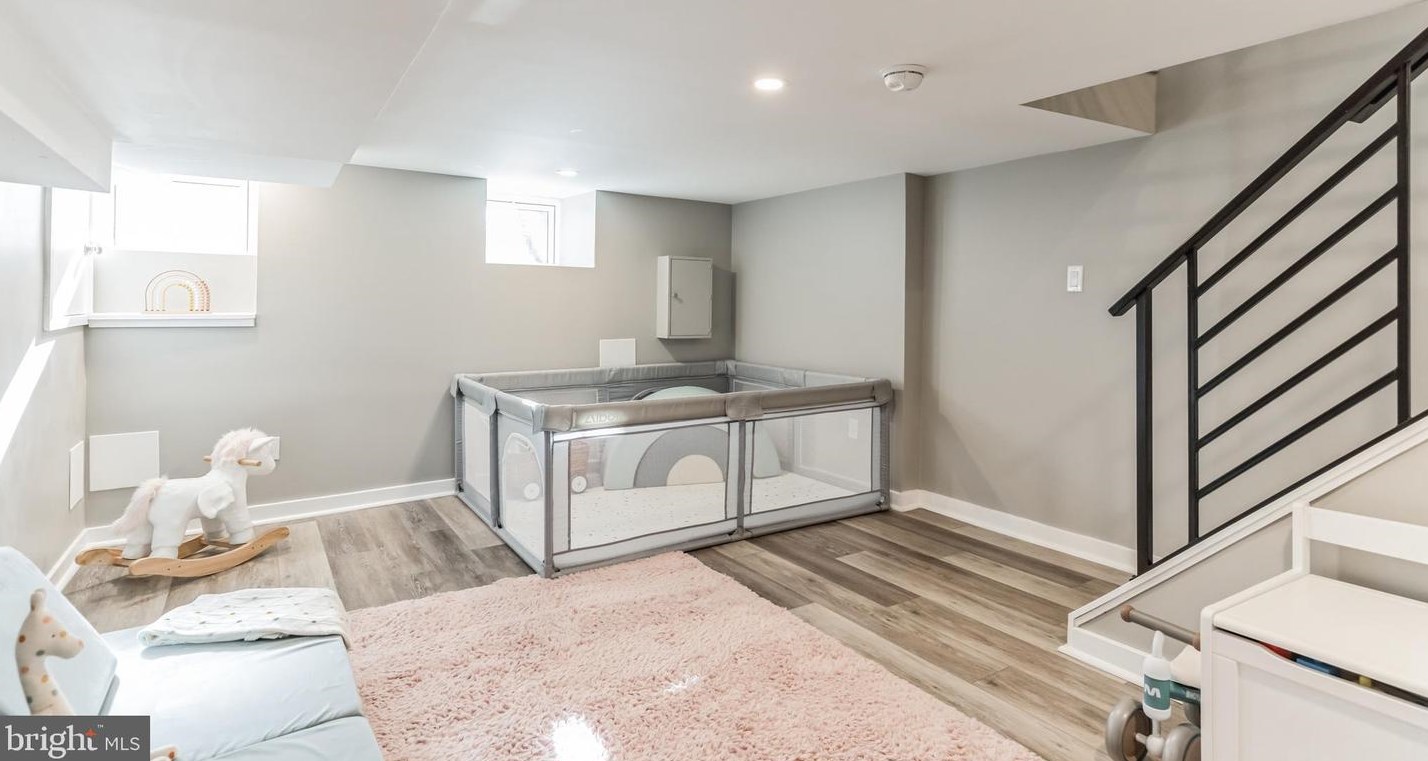 1226 Sheridan St, Philadelphia PA  19147-4820 exterior