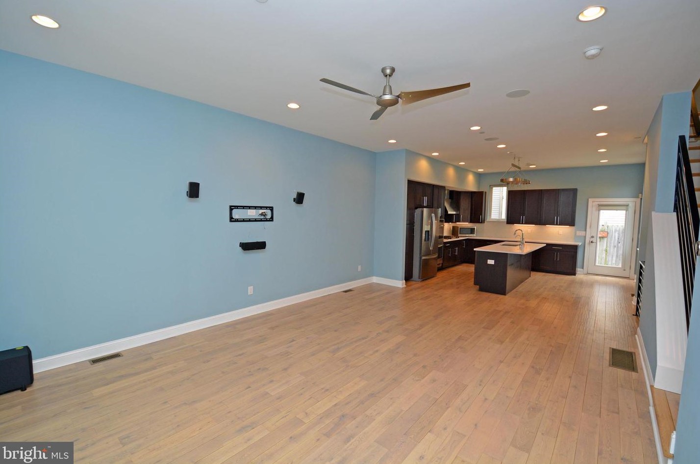 3358 Agate St, Philadelphia, PA 19134-4504