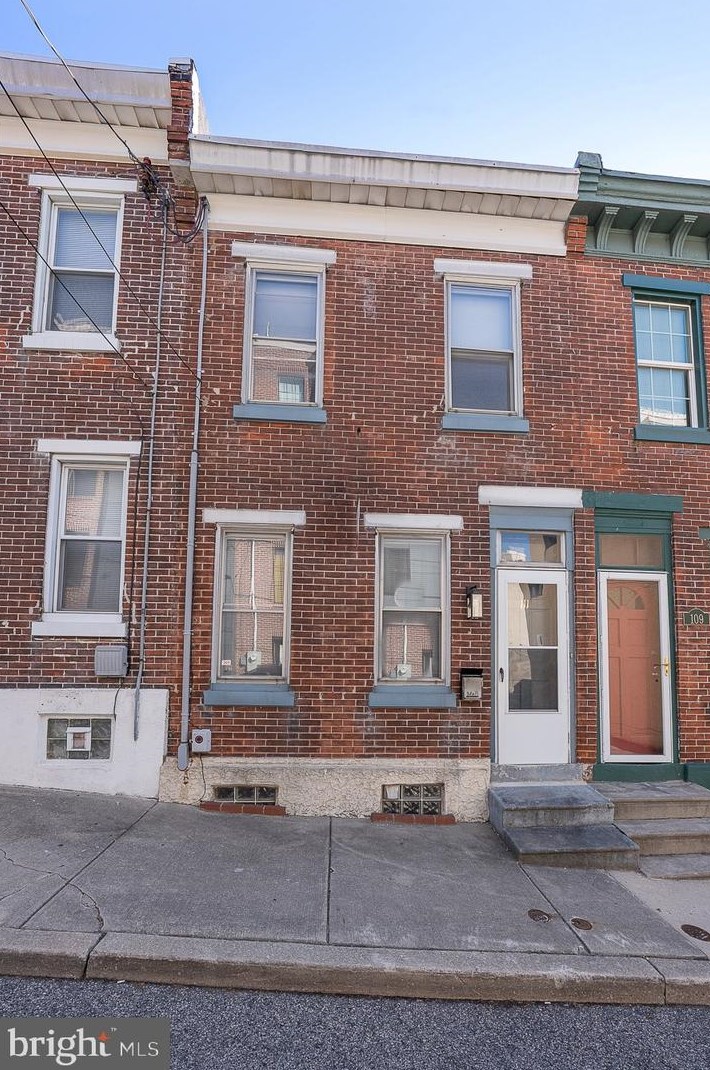 111 Kingsley St, Philadelphia, PA 19127